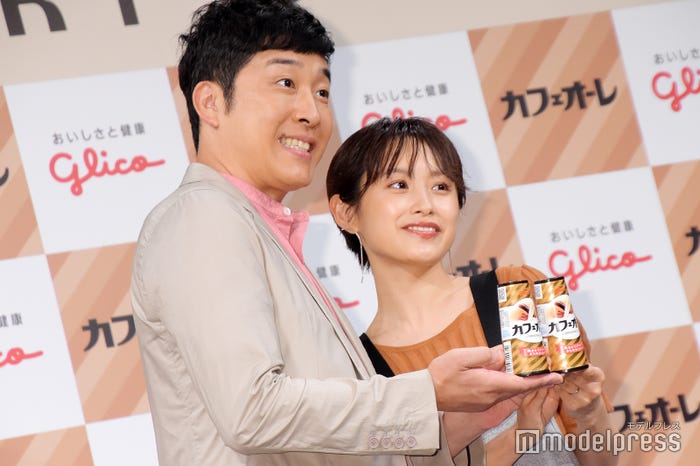 あべこうじ、高橋愛(C)モデルプレス