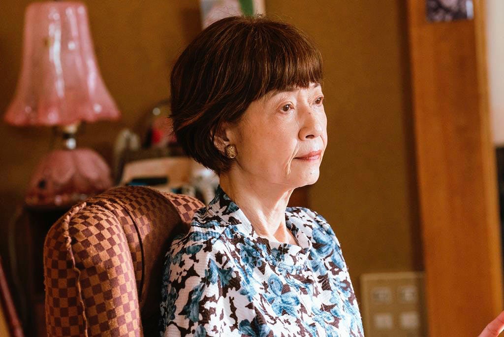 田島令子（C）2022「そばかす」製作委員会