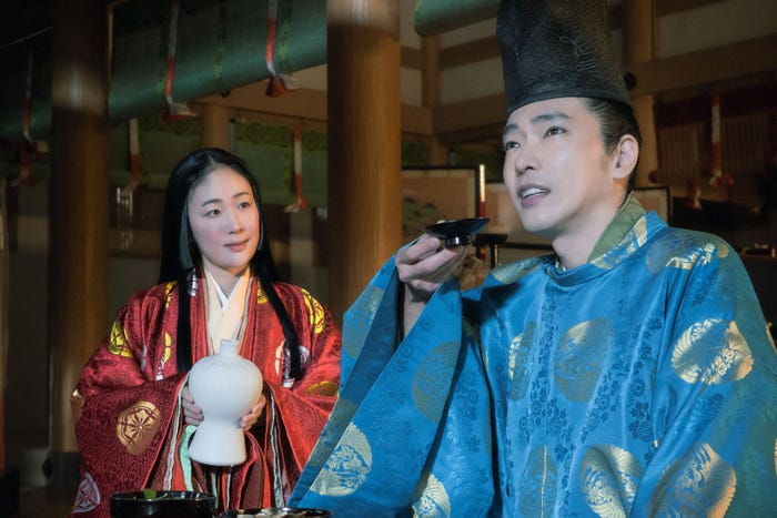 黒木華、柄本佑「光る君へ」第17話(C)NHK