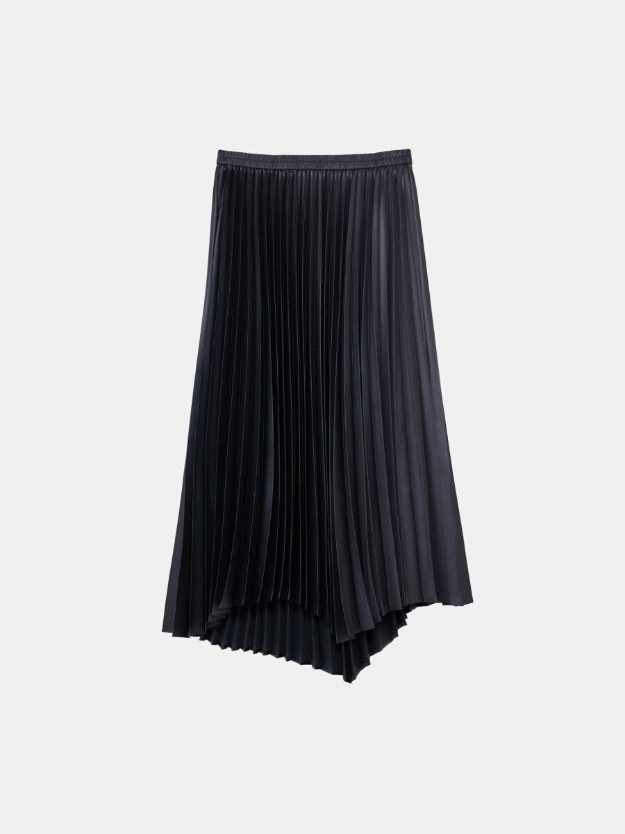 PLSTのサテンイレギュラーヘムプリーツスカート