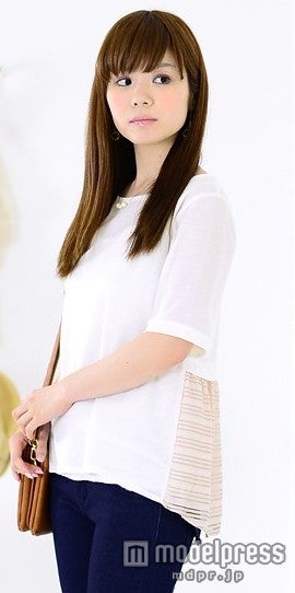 半袖レイヤードトップス「QUEENSPOP」3,564円（税込）