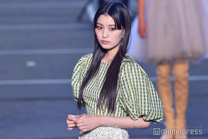 イメチェン前の鶴嶋乃愛(C)モデルプレス
