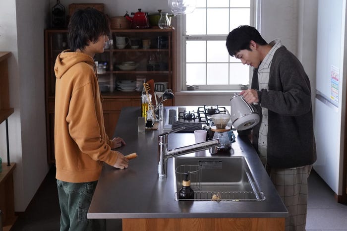 神尾楓珠、松下洸平「いちばんすきな花」第5話(C)フジテレビ