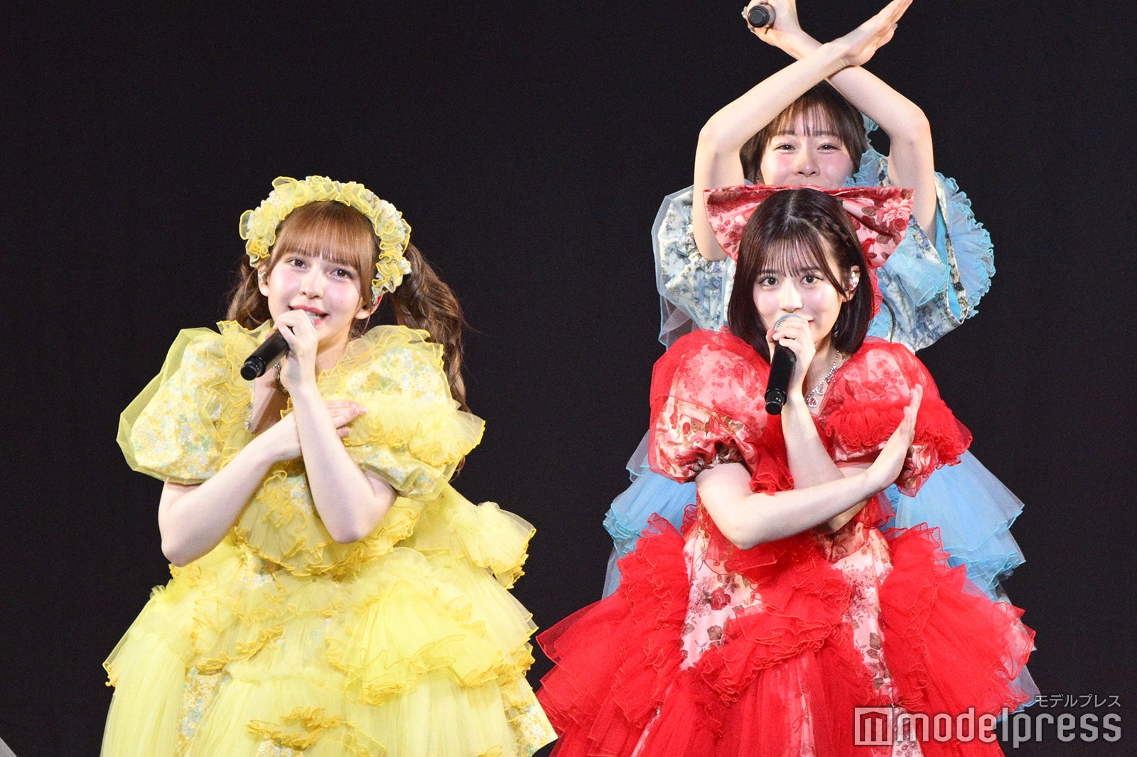 FRUITS ZIPPER（C）モデルプレス