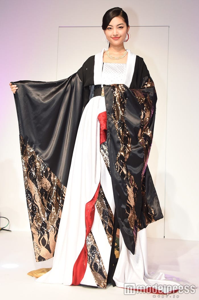 「2016ミス・ユニバース日本代表」中沢沙理(C)モデルプレス