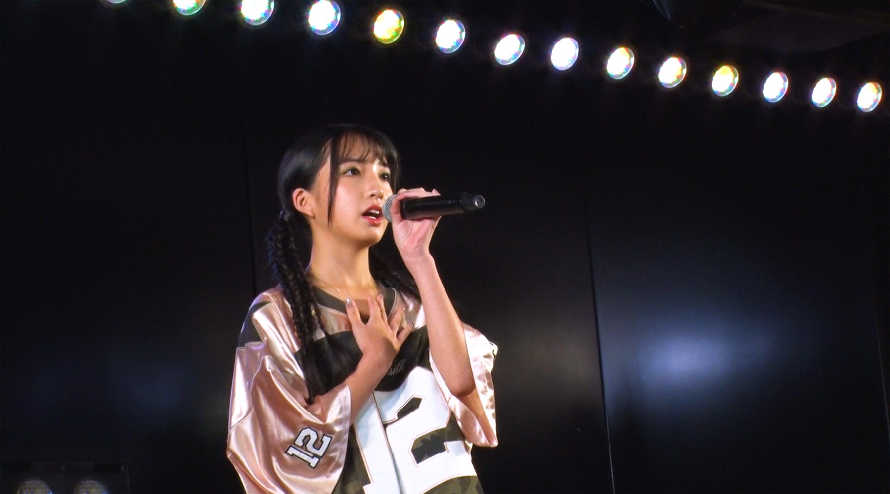 山口結愛「OUT OF 48」第18話より（C）NTV