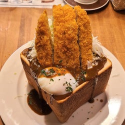 千葉が誇る超デカ盛りカツカレー 大食いでもギブアップする量に挑戦すると モデルプレス 千葉が誇る超デカ盛りカツカレー 大食いでもギブアップする量に挑戦すると モデルプレス