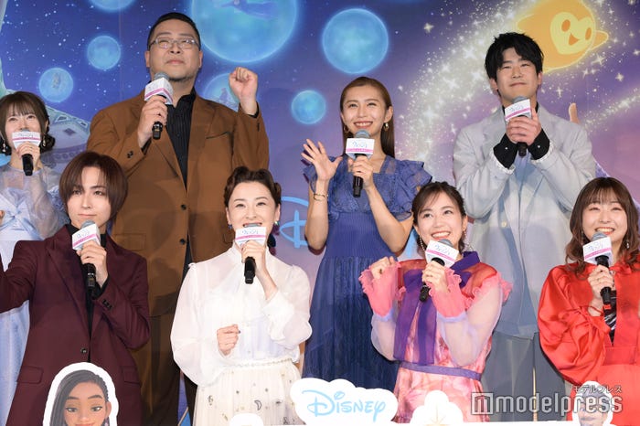 (後列左から)竹達彩奈、落合福嗣、青野紗、宮里駿/(前列左から)蒼井翔太、檀れい、生田絵梨花、大平あひる(C)モデルプレス