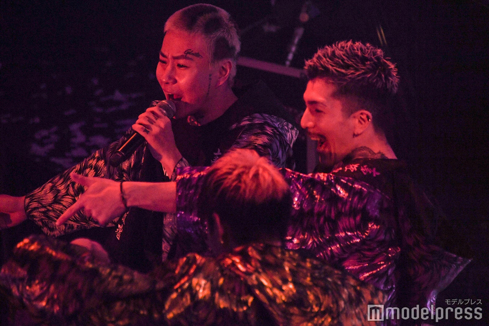 DJ銀太、DJふぉい 「レペゼン恐怖のカウントダウンライブ ～ガチで生配信～」（C）モデルプレス