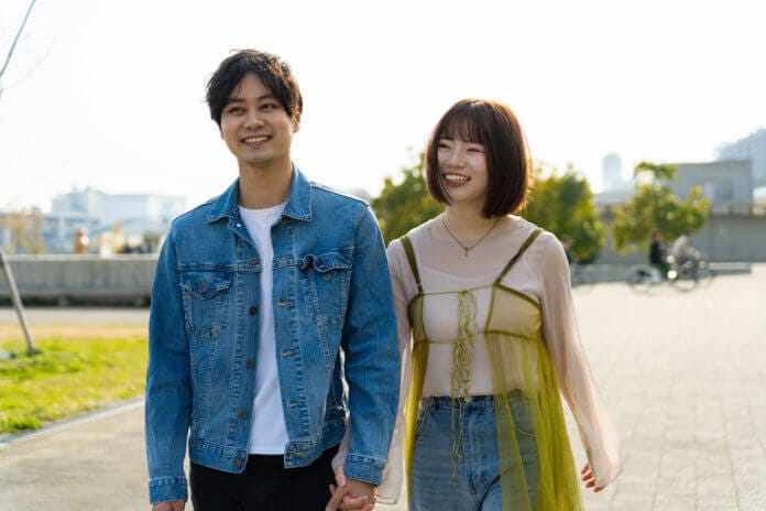 交際相手の考えを受け入れられる女性