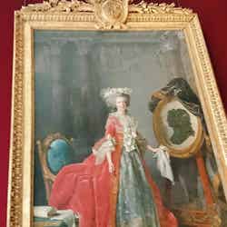 綺麗な女性の絵画/画像提供:所属事務所