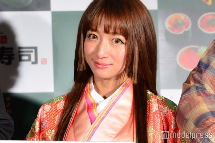 辻希美 髪カットの 姫 姿披露 共演者も唸る可愛さ モデルプレス 辻希美 髪カットの 姫 姿披露 共演者も唸る可愛さ モデルプレス