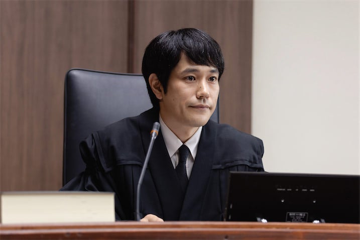 松山ケンイチはなぜハマったのか『テミスの不確かな法廷』制作陣が明かすキャスティングと徹底設定の裏側