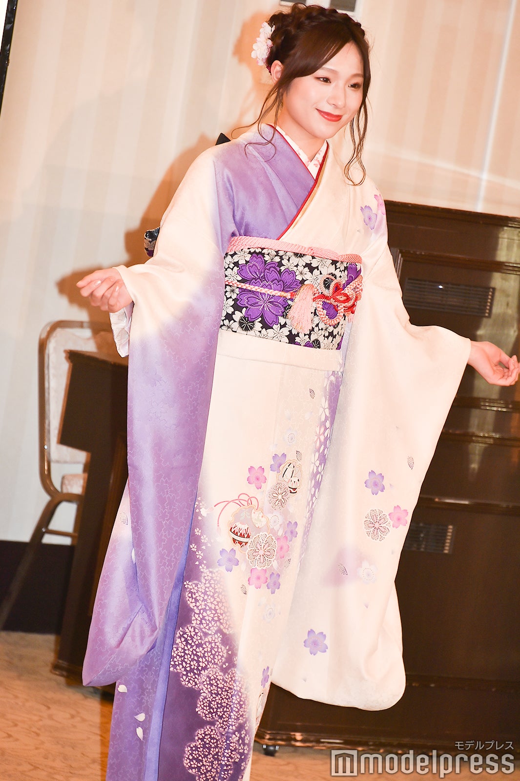 左伴彩佳／AKB48グループ成人式記念撮影会 （C）モデルプレス