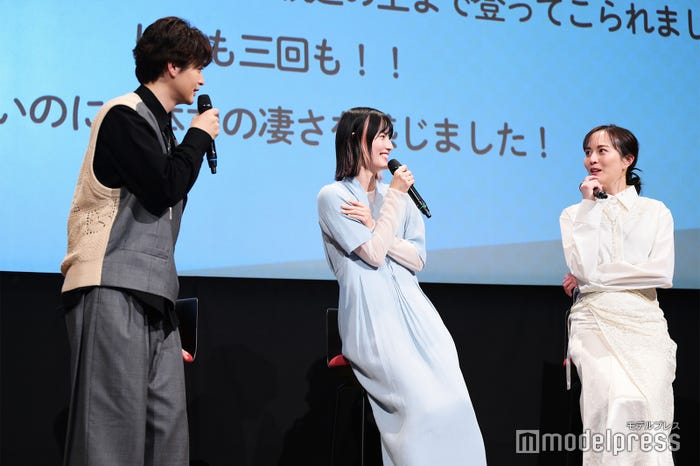 瀬戸康史、橋本愛、比嘉愛未(C)モデルプレス