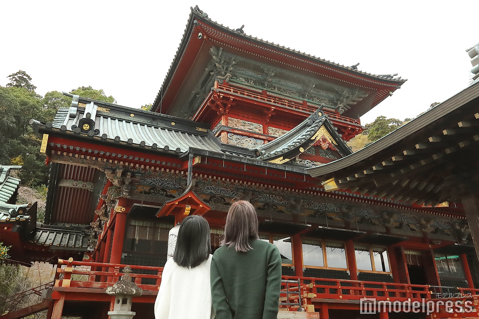 1814年に竣工され、現在は国指定重要文化財に指定されている「大拝殿」。“東海の日光”と呼ぶにふさわしい、極彩色の見事な装飾。（C）モデルプレス