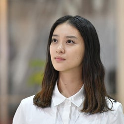 武井咲 滝沢秀明 禁断の恋が加速 電話デート に反響 エアギターに続く名シーン 可愛いすぎ モデルプレス