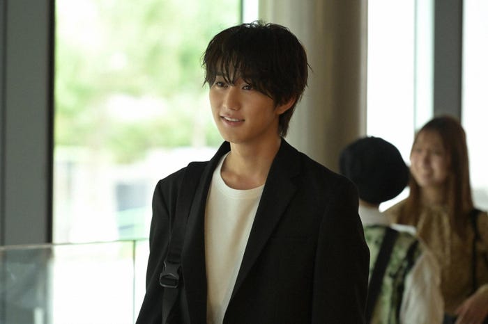 橋本涼「Maybe 恋が聴こえる」第1週より(C)TBS