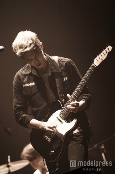 イ・ジョンヒョン（C）FNC MUSIC JAPAN INC. 