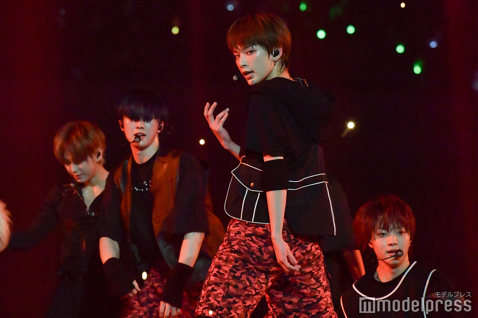 「BEAT AX」&TEAM（C）モデルプレス