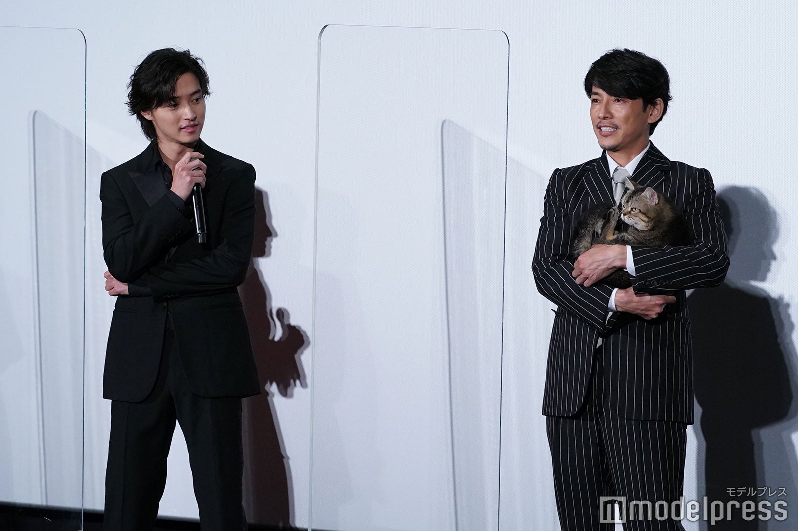 山崎賢人、藤木直人（C）モデルプレス