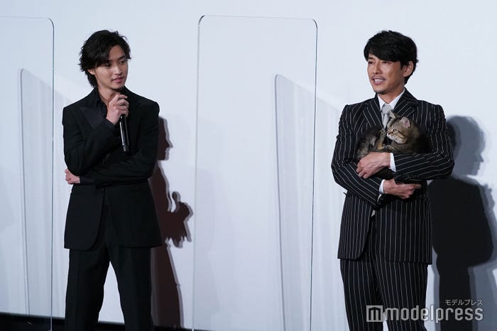 山崎賢人、藤木直人(C)モデルプレス