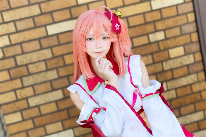 転んで怪我しても「みこち愛」が止まらない“天真爛漫”コスプレイヤーのふわふわ素顔