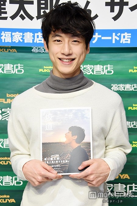 “塩顔男子”坂口健太郎の勢い止まらず…抜擢続いた1年は「色んなものを知れた」