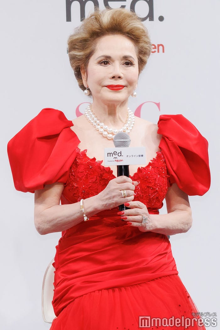 デヴィ夫人(C)モデルプレス