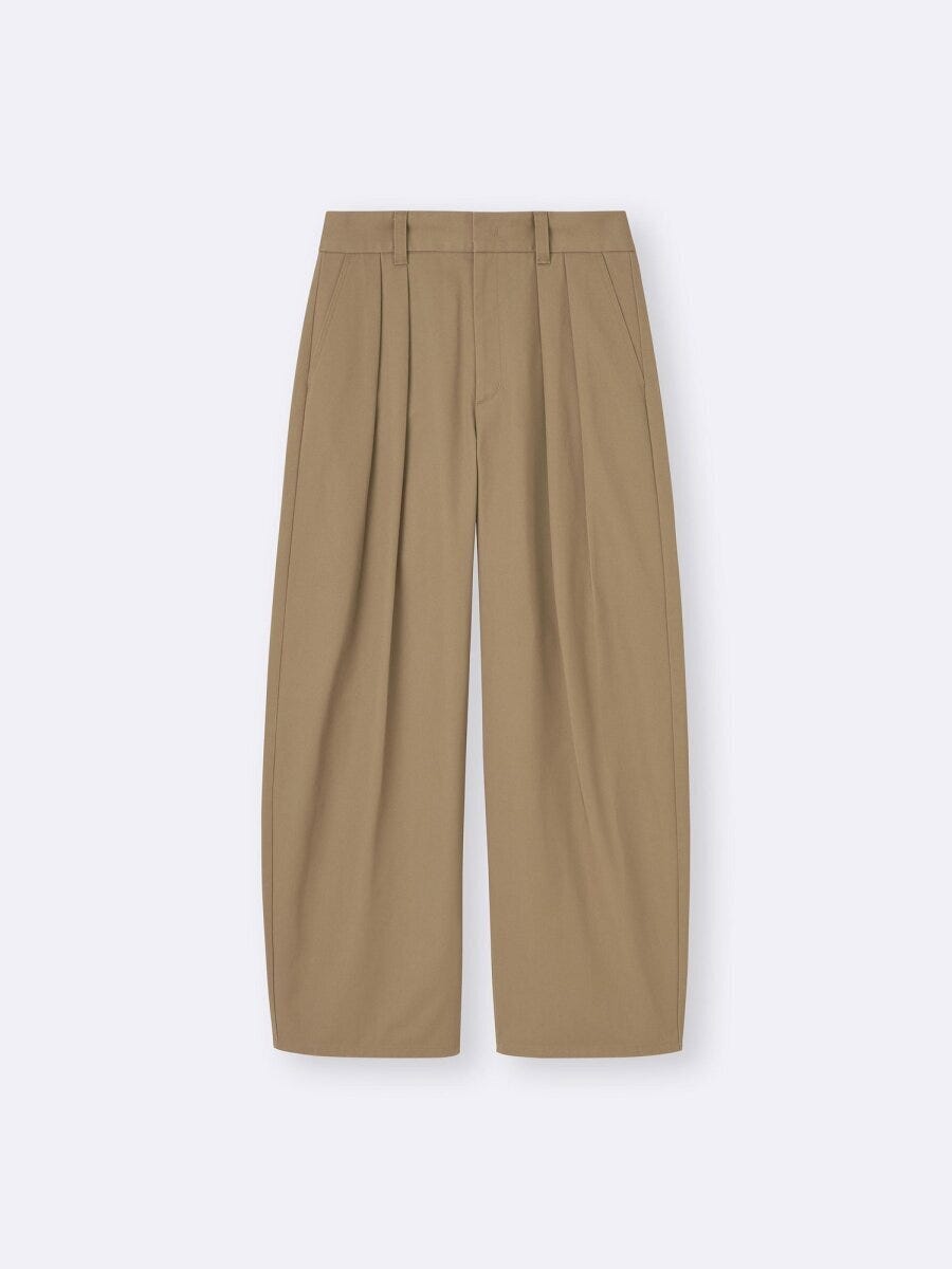 GUのチノタックバレルパンツ