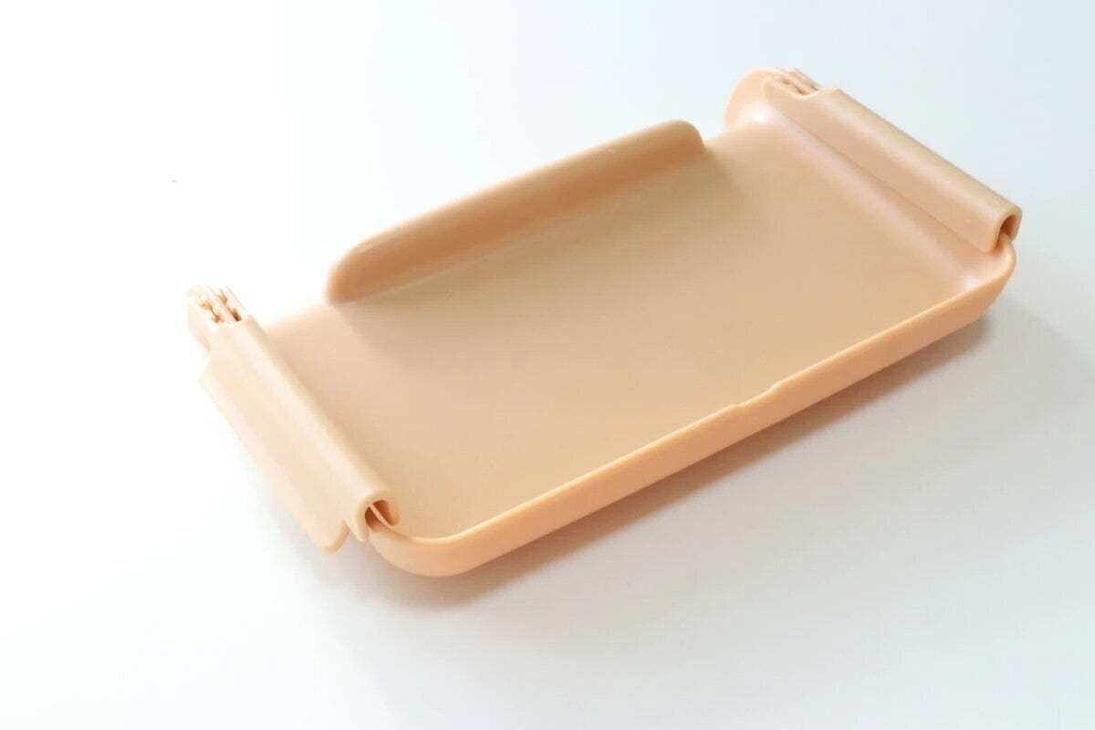 スポンジホルダー(水切りネット用)の本体を斜めから撮影 スポンジホルダー(水切りネット用)の本体を斜めから撮影