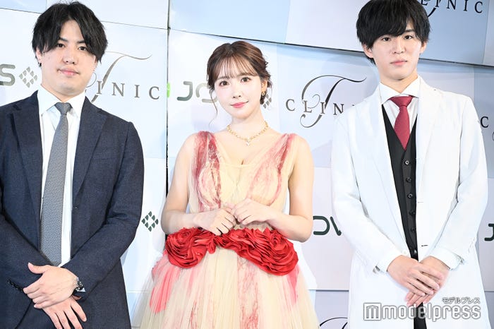 三上悠亜ら(C)モデルプレス