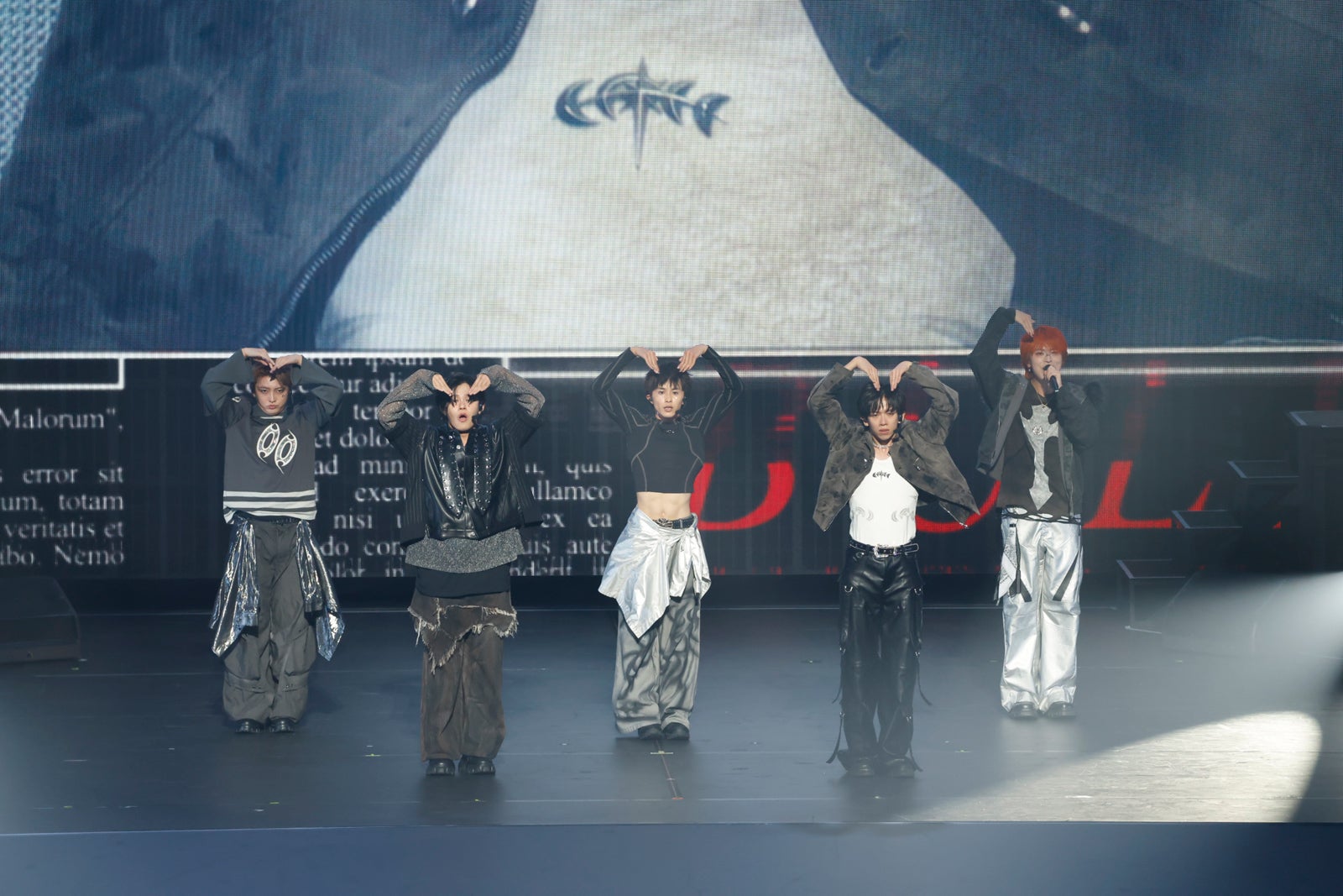 超特急（C）ZOZOFES