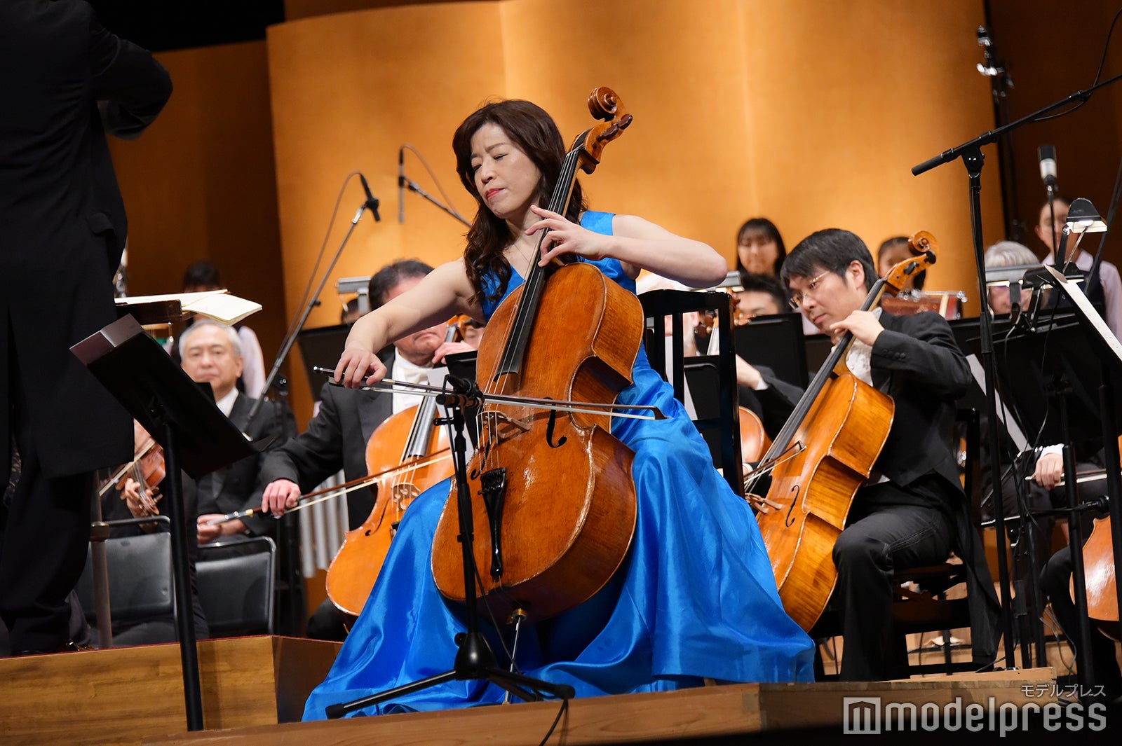 （C）モデルプレス