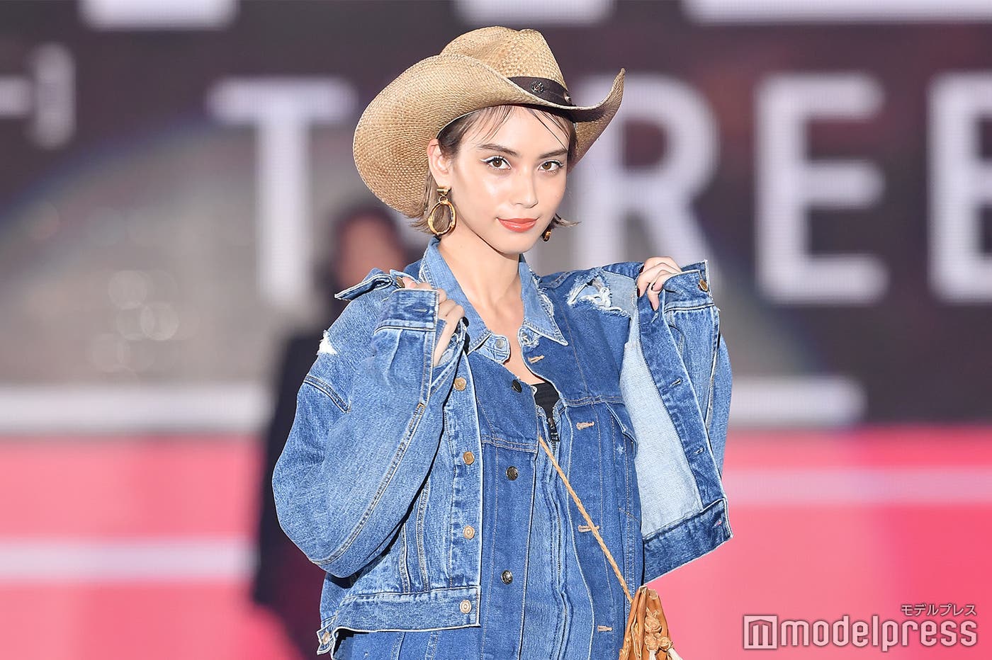 滝沢カレン(C)モデルプレス