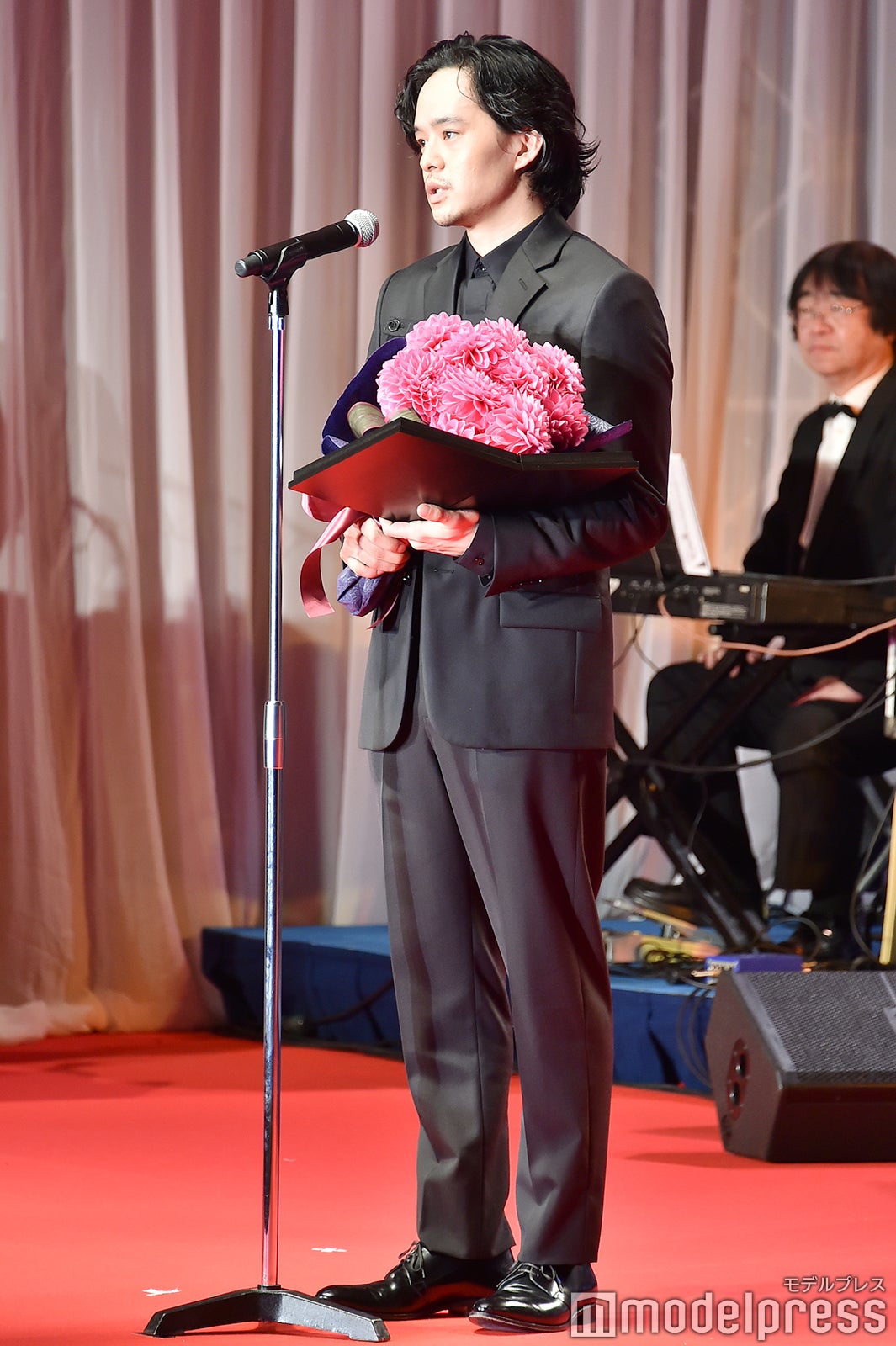 池松壮亮（C）モデルプレス