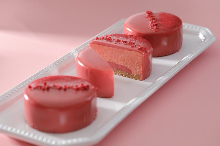 ルビーチョコレートケーキ/画像提供:スターバックス コーヒー ジャパン
