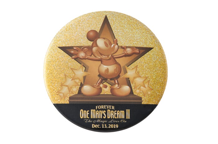 カンバッジ310 円/9月5日より販売(C)Disney