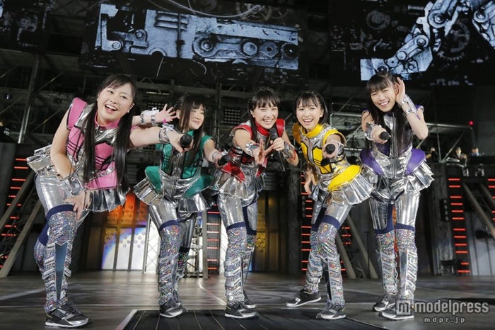 ももクロ ミヒマルと ツヨクツヨク 熱唱 のべ16万人が参加 春の一大事 初日セットリスト モデルプレス