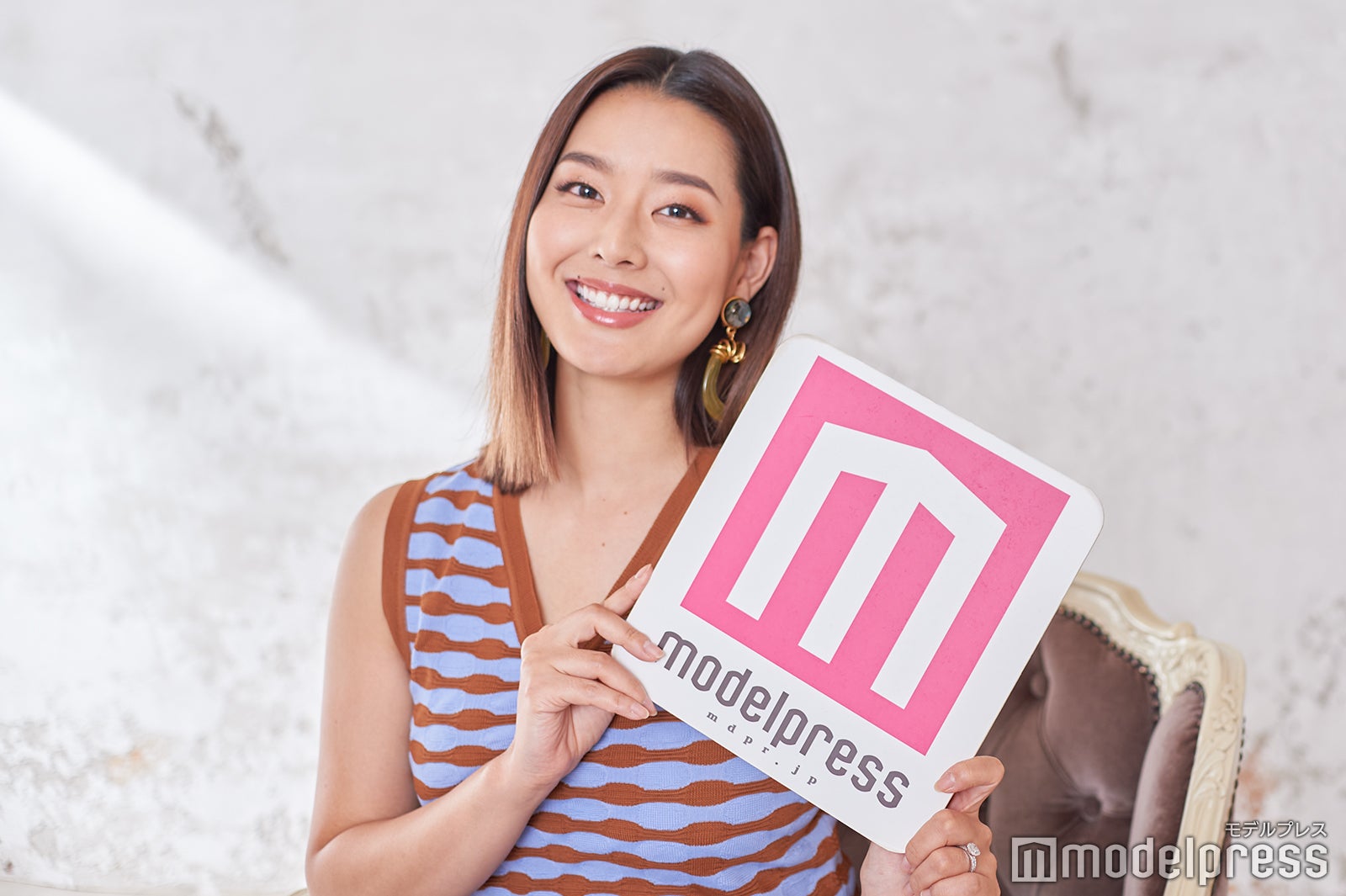 すみれ（C）モデルプレス