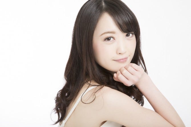 白肌は色っぽい 男性が 色気を感じる女性の顔 はどんな肌 モデルプレス 白肌は色っぽい 男性が 色気を感じる女性の顔 はどんな肌 モデルプレス