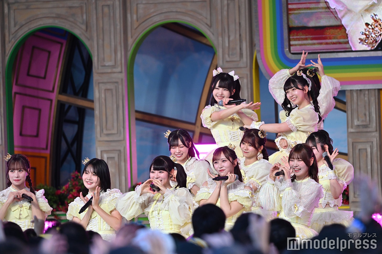 ≒JOY（C）モデルプレス