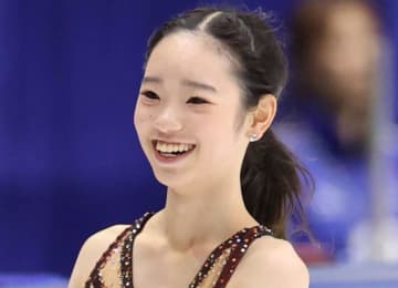 凛とした振袖姿のフィギュア女子に「お綺麗です」「雑誌の表紙を飾れそうなくらいに素敵」の声 “ゆなすみ”長岡「これからも自分らしく」と二十歳の誓い