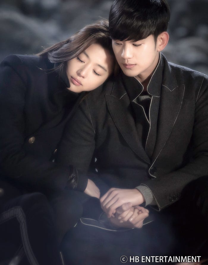 「星から来たあなた」(C) HB ENTERTAINMENT