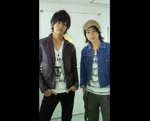 菅田将暉が「感謝」 松坂桃李と“特撮時代”2ショット公開に反響「逆にありがとう」「最高」