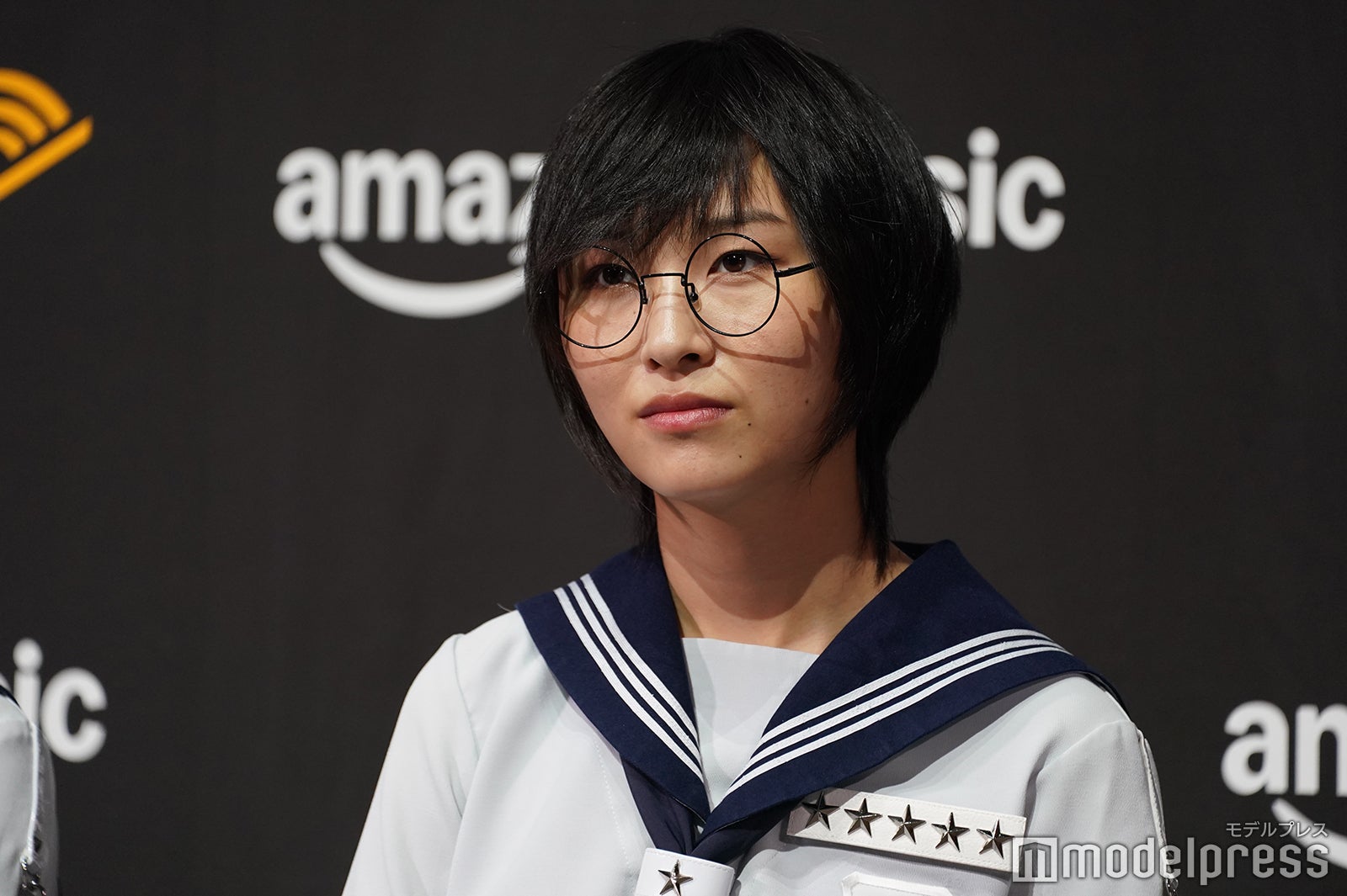 新しい学校のリーダーズ・SUZUKA、別人級ショット話題「どんな