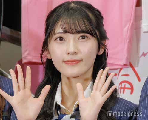 AKB48佐藤綺星、オフショル私服で美デコルテ輝く「華奢で可愛すぎる」「まさに天使」と反響