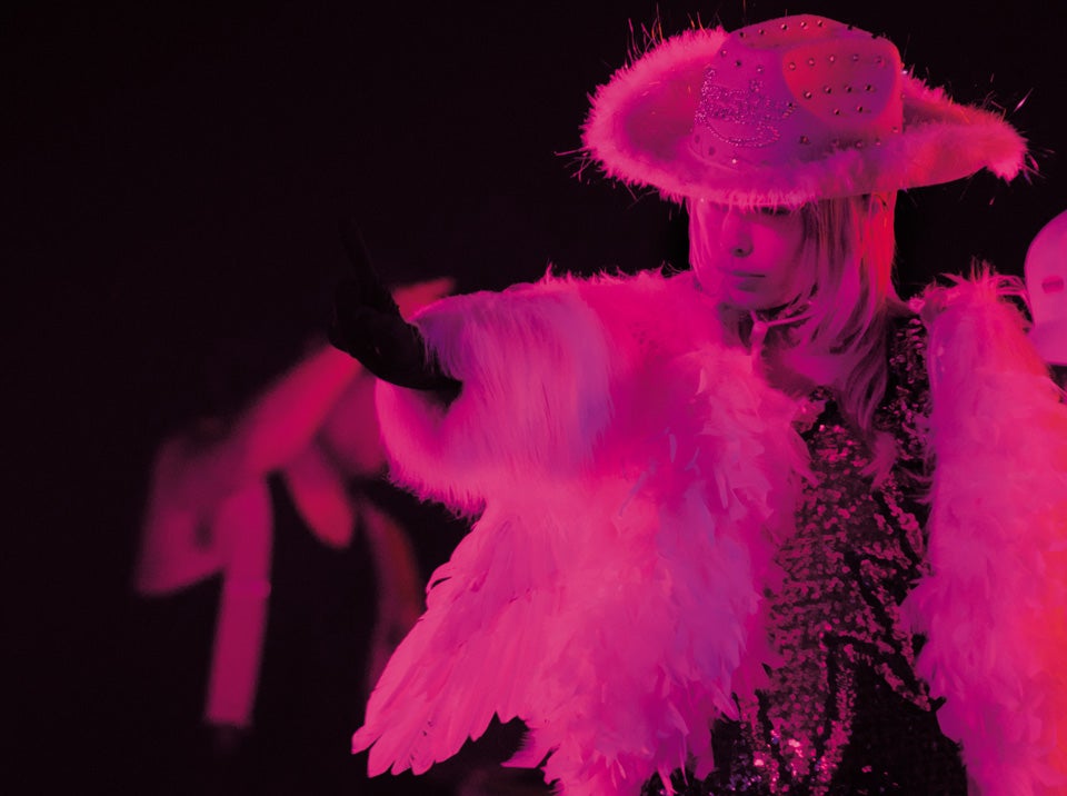 画像2/4) 加藤ミリヤ、強烈ピンクの新ビジュアル解禁 - モデルプレス