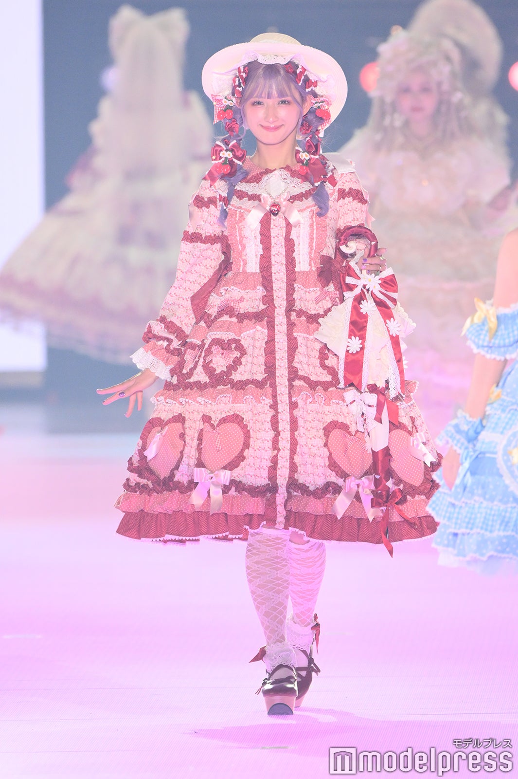 しなこ（C）モデルプレス