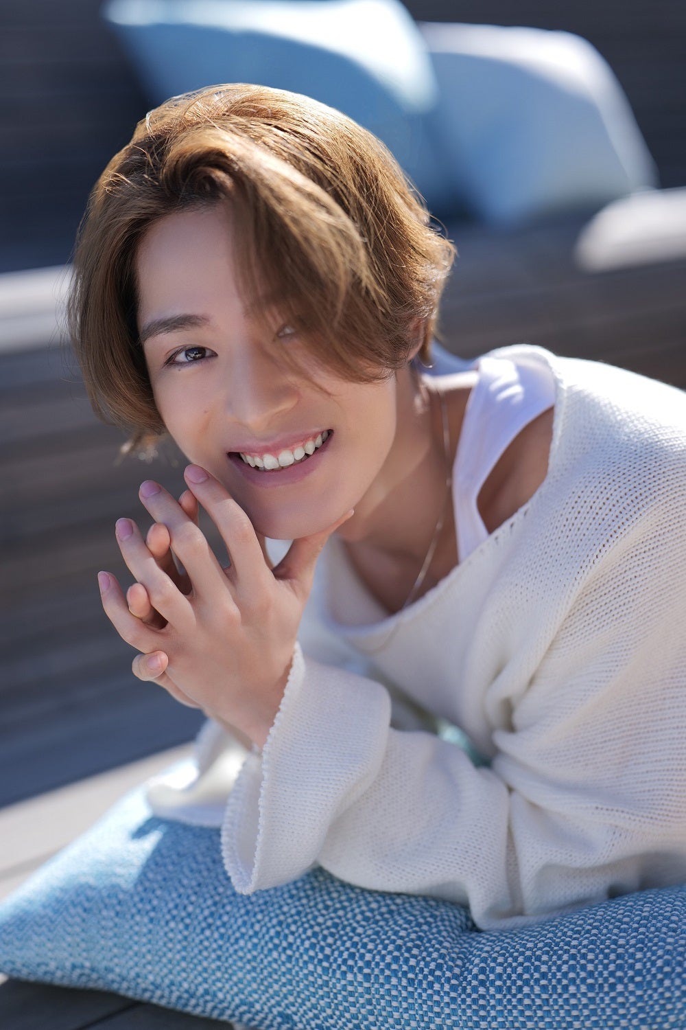 塩野瑛久と“丸一日デート気分” 自然体な姿を写したカレンダー決定